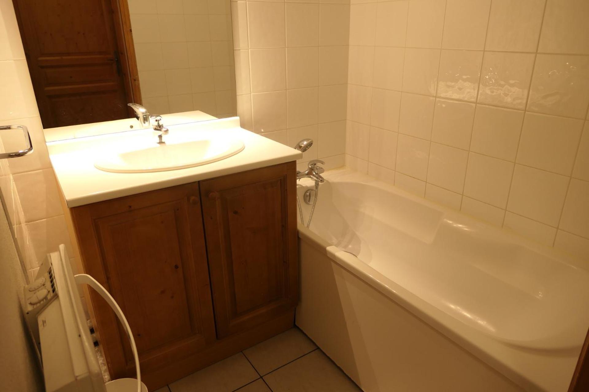 Be First On The Lift Each Morning! 2Bed Apt. 6 Pax سا جيرفي لي با المظهر الخارجي الصورة