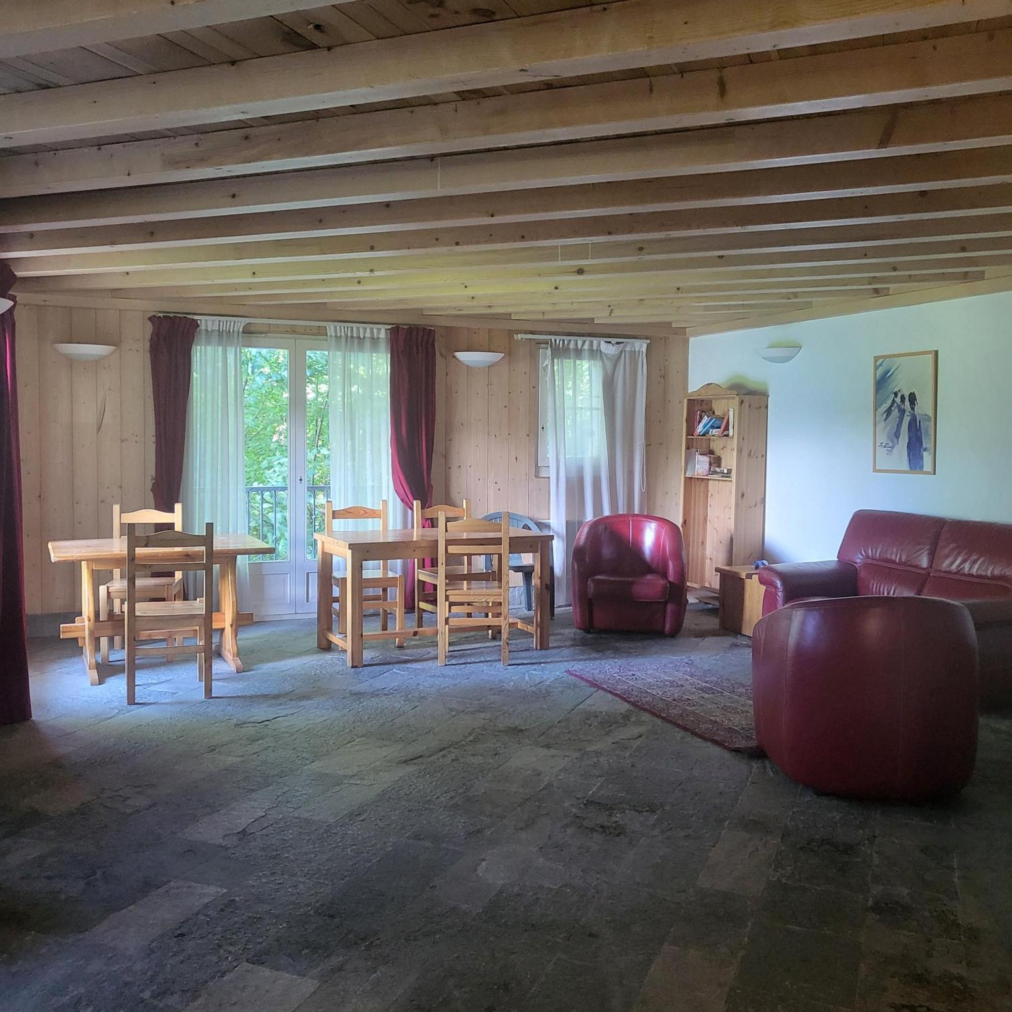 Be First On The Lift Each Morning! 2Bed Apt. 6 Pax سا جيرفي لي با المظهر الخارجي الصورة